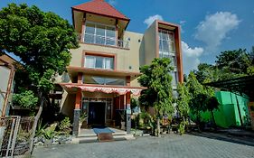 Capital O 3933 Hotel Grand Anugrah
